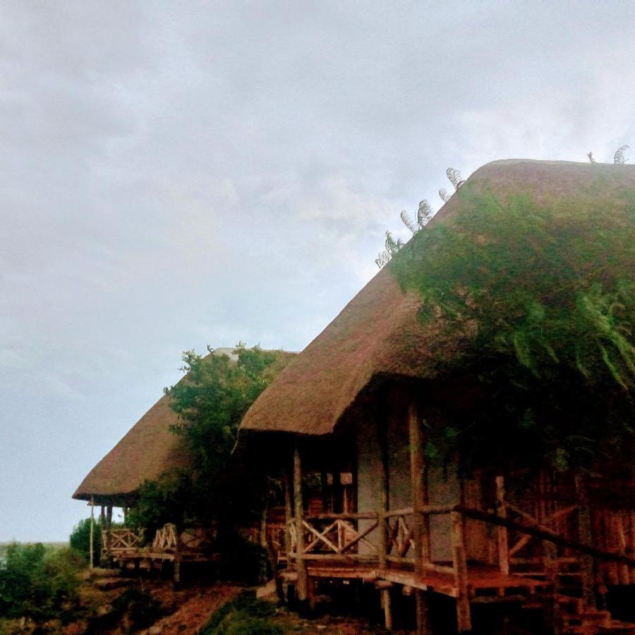 Tembo Safari Lodge Katunguru Eksteriør billede