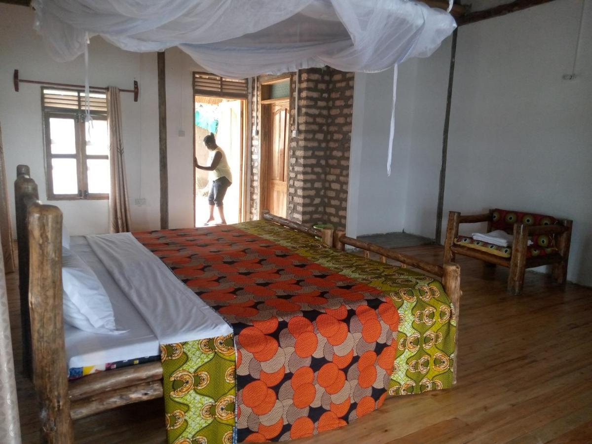 Tembo Safari Lodge Katunguru Eksteriør billede