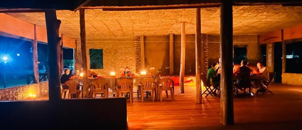 Tembo Safari Lodge Katunguru Eksteriør billede