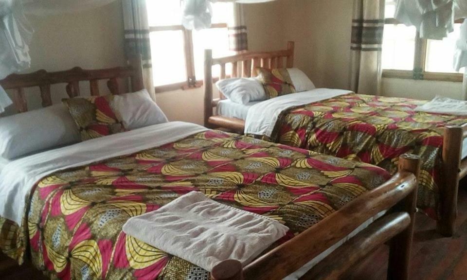 Tembo Safari Lodge Katunguru Eksteriør billede