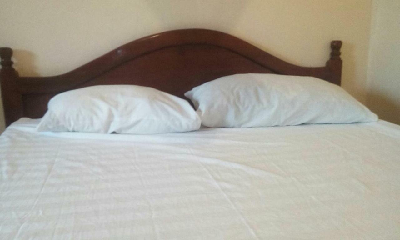 Tembo Safari Lodge Katunguru Eksteriør billede