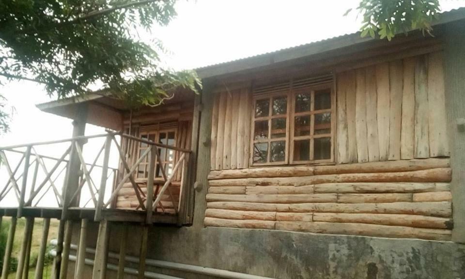 Tembo Safari Lodge Katunguru Eksteriør billede